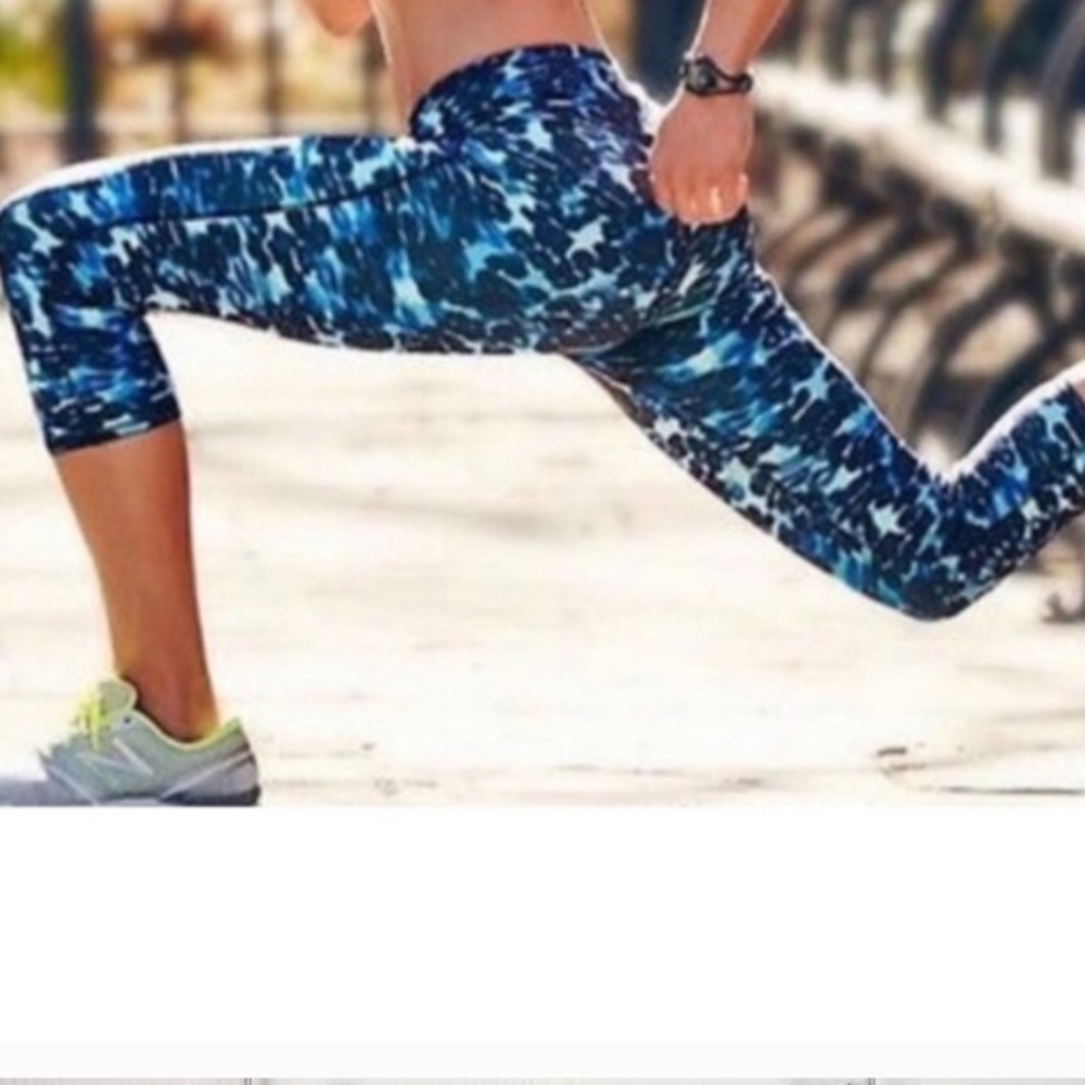 Athleta leggings size M in EUC